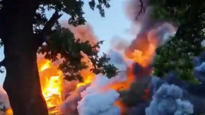 وقوع 10 قتلى في انفجار صهريج وقود بجنوب إفريقيا | فيديو