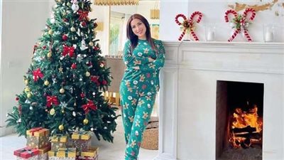 نسرين طافش تحتفل بالكريسماس على طريقتها الخاصة | صور