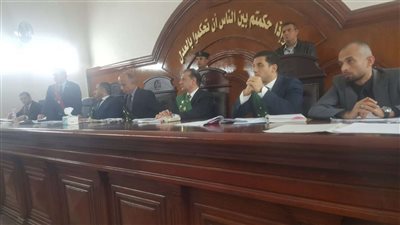 بالصور .. النيابة ترصد الاتهامات الموجهة لرئيس جامعة دمنهور فى قضية الرشوة بالأدلة