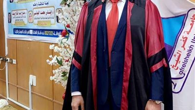 بدرجة امتياز.. رمزي أبو العلا يهنئ صديقه هيثم الوصيف لنيله الدكتوراة