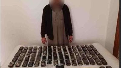 بقيمة 1.2 مليون جنيه.. سقوط شخص بحوزته كمية كبيرة من الحشيش بمطروح