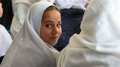 طالبان تتراجع ..والأمل يعود من جديد لفتيات أفغانستان