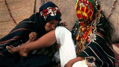 العريس والعروسة مبيحضروش.. أغرب عادات الزواج في موريتانيا