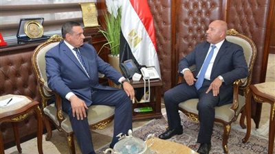وزيرا النقل والتنمية المحلية يبحثان آليات تطبيق قانون تنظيم النقل النهري الجديد بالمحافظات
