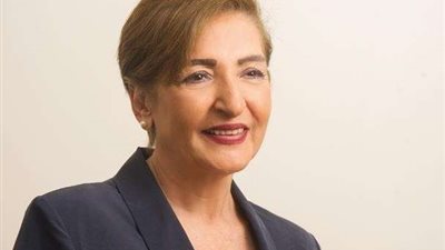 ليلى عز العرب تجرح على الهواء في 