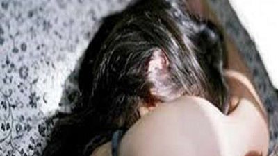 تحرك عاجل من النيابة ضد السيدة المتهمة بالظهور في 73 مقطعا إباحيا مع 12 رجلا