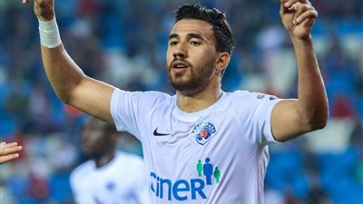 تريزيجيه يشارك في خسارة طرابزون برباعية في الدوري التركي