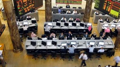 البورصة تواصل ارتفاعها بمنتصف التعاملات مدفوعة بعمليات شراء عربية