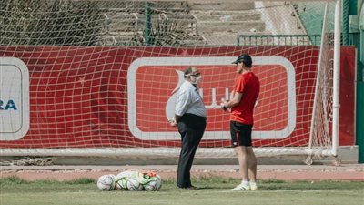 فايلر يعقد جلسة مع طبيب الأهلي.. تفاصيل