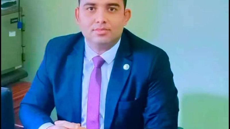 عمر الاسيوطي، مدرس