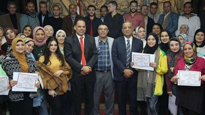 تخريج الدفعة الأخيرة للصحفيين الجدد بحضور «مسلم» و«عماد الدين»