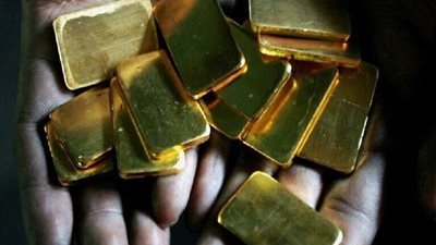 الداخلية تلقي القبض على شخصين بحوزتهم  كميات كبيرة من الذهب بأسوان