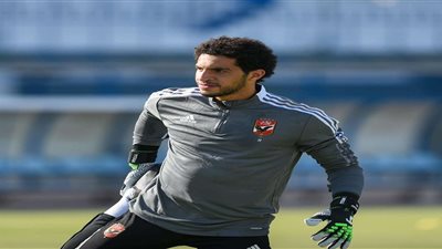 قرار عاجل في الأهلي بشأن إصابة مصطفى شوبير