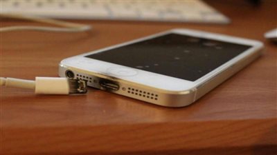 نهاية ماسأوية لفتاة بسبب شاحن تليفون