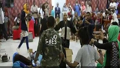 السجن لأعضاء مركز فنون بالسودان بتهمة الإزعاج