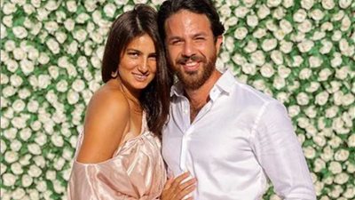 زوجة عمر الشناوي تفجر مفاجأة بشأن إصابة فيروس كورونا (تفاصيل)