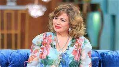 إلهام شاهين: مش مع إعادة إصدار الأفلام والمسلسلات القديمة