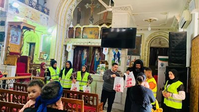 احتفالا بالعام الجديد.. توزيع لحوم مجانا على 500 أسرة من الأقباط بالدقهلية