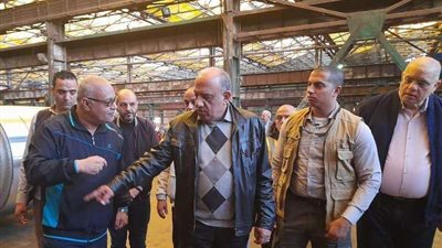 ‬وزير قطاع الأعمال العام يتفقد شركة النحاس المصرية بالإسكندرية