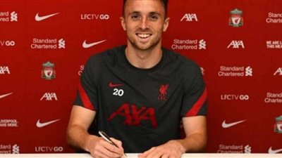 ليفربول يضم ثالث صفقاته الصيفية