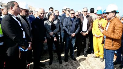 وزير البترول يفتتح أعمال التشغيل التجريبي لمحطة المعالجة الذكية