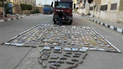 إحباط تهريب كمية مخدرات داخل سيارة نقل بقيمة «26 مليون جنيه» بقناة السويس
