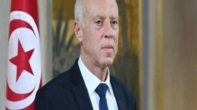 قيس سعيد يشدد على تطهير البلاد ممن استولوا على مقدراتها