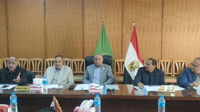 الغرفة التجارية بالإسماعيلية تبدأ في تنفيذ منافذ السلع والمنشأت التجارية بالمراكز والمدن