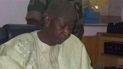 تعيين وزير دفاع سابق رئيسا جديدا لـ مالي