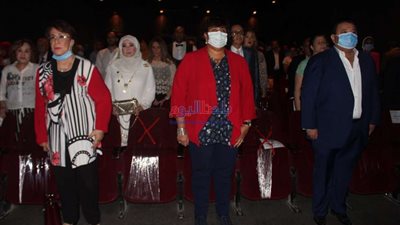 تكريم رموز الفن الذين أثروا متحف القومي للمسرح.. صور