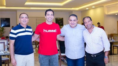 الأحمر و هنداوي يشكران إدارة فندق إقامة منتخب اليد بالغردقة