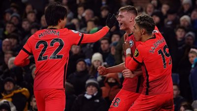 برايتون يسحق إيفرتون برباعية في الدوري الإنجليزي