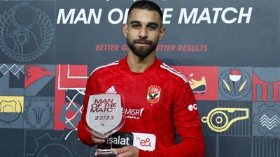 عمرو السولية رجل مباراة الأهلي وبيراميدز في الدوري المصري