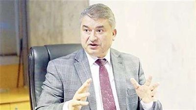 رئيس التنمية الصناعية: صعيد مصر يحظى باهتمام غير مسبوق.. و10 مجمعات صناعيه جديدة