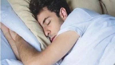 تفسير حلم النوم في الحمام