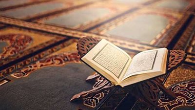 من قرأها أضاء له من النور .. فضل قراءة سورة الكهف يوم الجمعة