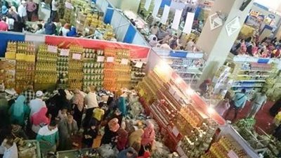 بتخفيض يصل لـ40%.. التموين: إقبال كبير على معرض أهلا رمضان بكوم أمبو