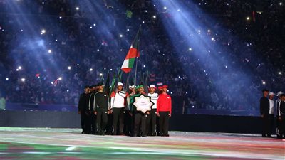 مسؤول كويتي يتعرض للسرقة بحفل افتتاح  بطولة كأس الخليج العربي