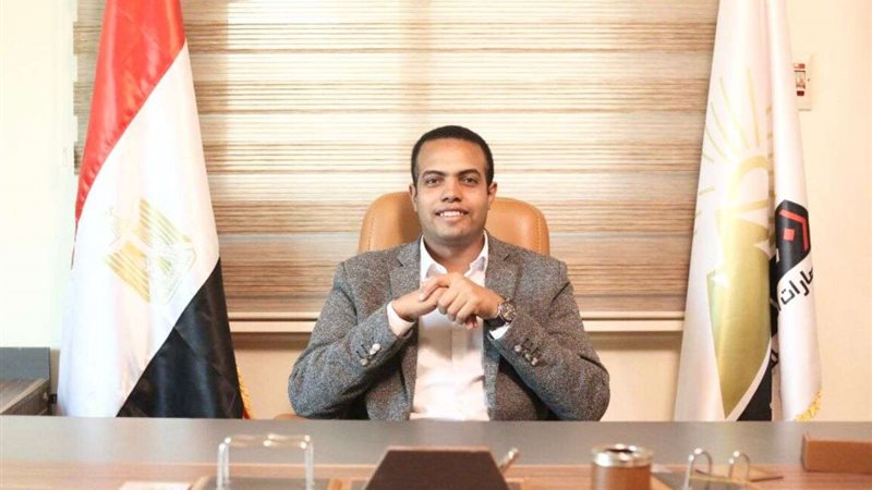 الكاتب الصحفي عبدالله