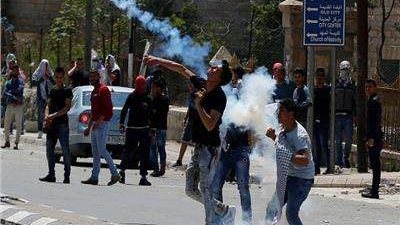 إطلاق ناري على مُسلحين فلسطينيين بالضفة الغربية