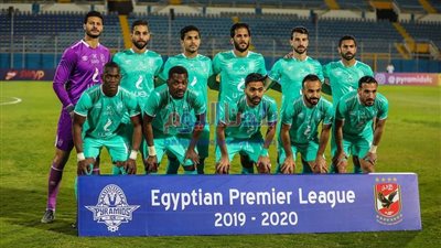 مفاجأة.. بيراميدز يخطف لاعب جديد من الأهلي