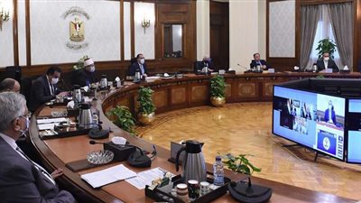 توضيح عاجل من الحكومة بشأن تقليص المخصصات المالية لمرتبات العاملين بالدولة