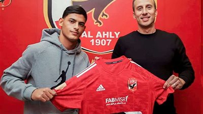 أول تعليق من كريستو عقب الانضمام إلى النادي الأهلي