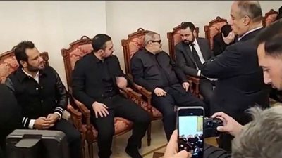 «كسرت قلب بيّك».. رسالة مؤثرة تسببت في صراخ جورج وسوف على نجله وديع