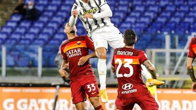 رونالدو أول لاعب في التاريخ  يصل لـ450 هدف في الدوريات الخمسة الكبرى