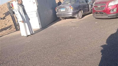 بالأسماء.. مصرع شاب وإصابة آخر إثر حادث تصادم سيارتين في قنا