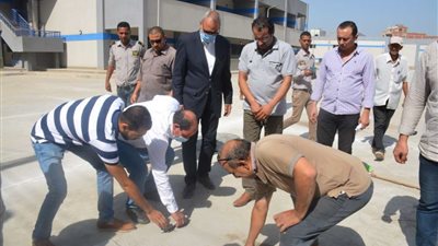 محافظ القليوبية يتفقد أعمال إنشاء محطة رفع كهرباء بمستشفى بنها التعليمي