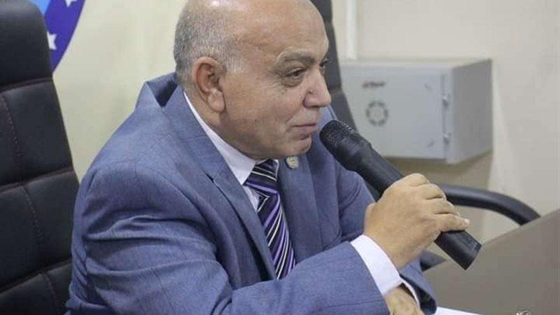 الدكتور إبراهيم درويش