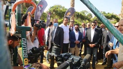 وزير الرياضة يتفقد أول جيم 