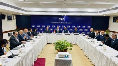 وزير الاتصالات يدعو الشركات الهندية للاستثمار في قطاع الاتصالات المصري